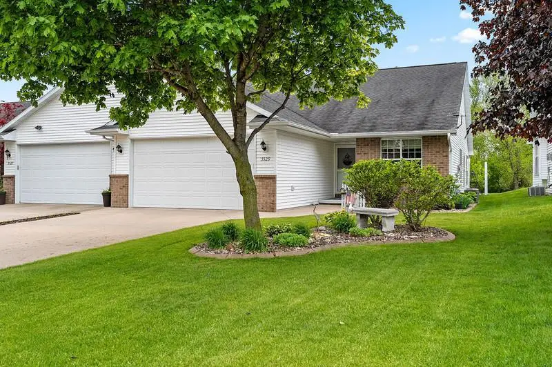 5529 W BROOKVIEW DRIVE, Appleton, WI 54913 - #2