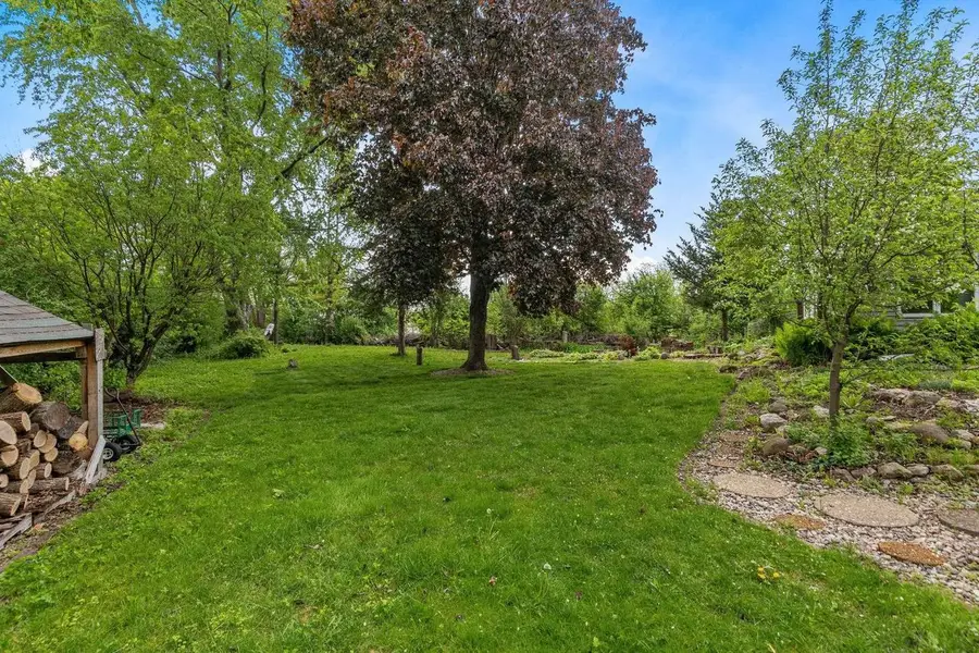 2220 W 20TH AVENUE, Oshkosh, WI 54904 - #2