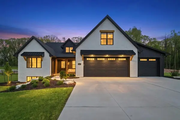 4194 BLACKBERRY RIDGE DRIVE, Hobart, WI 54155