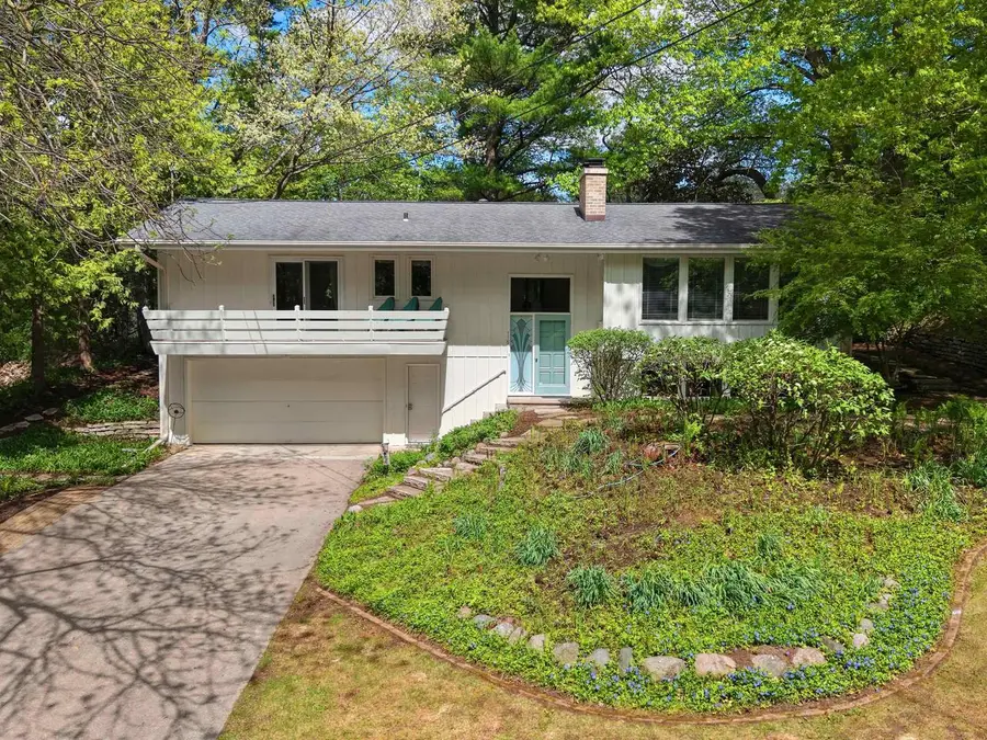 115 LITTLE SWISS PLACE, Green Bay, WI 54302 - #3