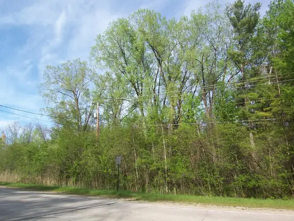 13628 VELP AVENUE, Suamico, WI 54173