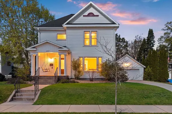 127 S SMALLEY STREET, Shawano, WI 54166