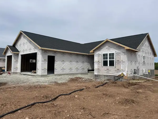 8334 MARLO AVENUE, Neenah, WI 54956