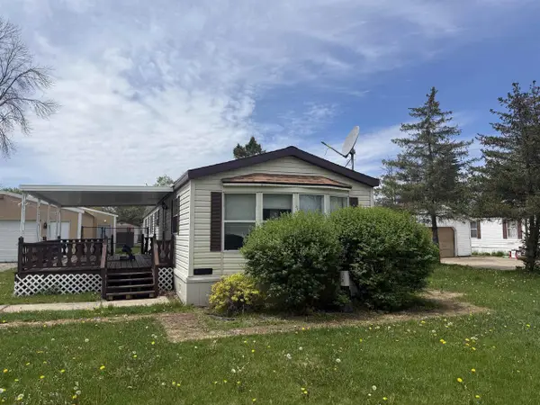 N5935 DERBY LANE, Cecil, WI 54929