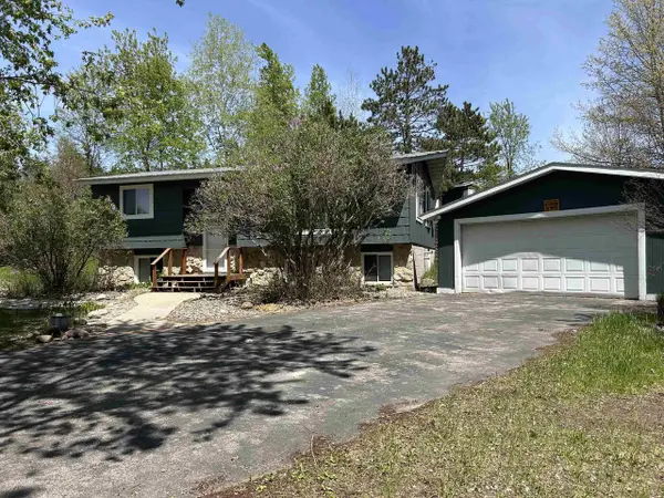 1310 KENNY DRIVE, Crivitz, WI 54114