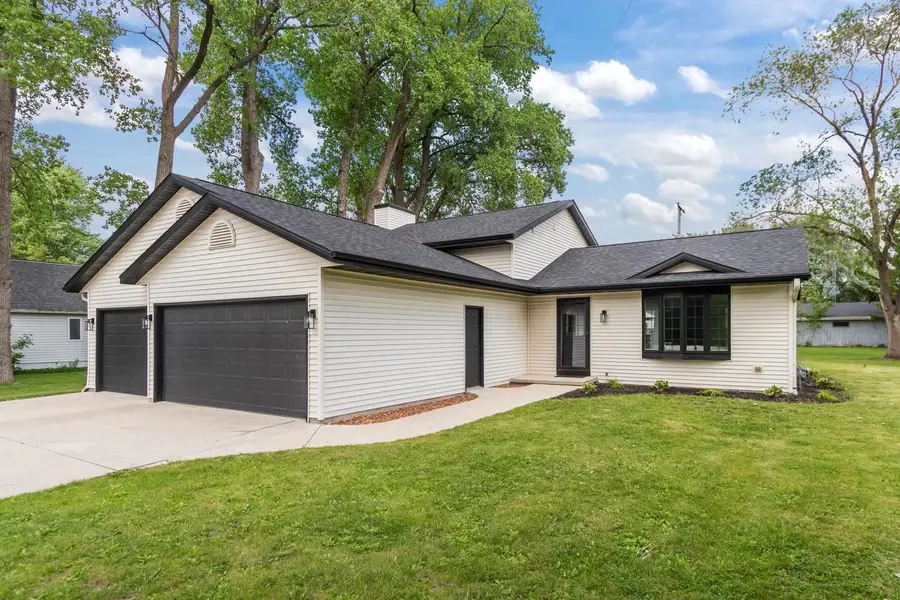 N7351 WINNEBAGO STREET, Fond Du Lac, WI 54935 - #2