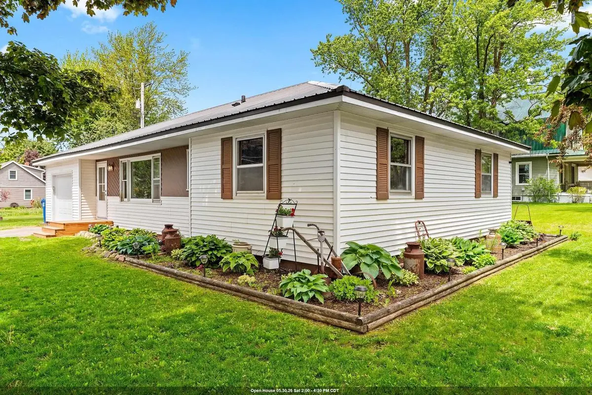 101 W CEDAR STREET, Bonduel, WI 54107 - #1
