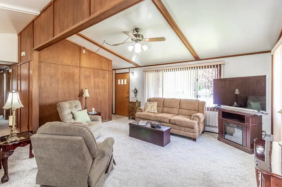 714 S NASH STREET, Hortonville, WI 54944 - #3