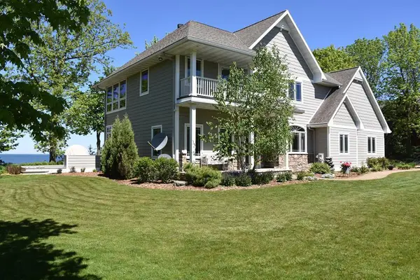 3297 WELLS LANE, Sturgeon Bay, WI 54235