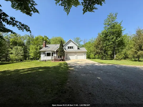 3532 WILDERNESS TRAIL, Suamico, WI 54313