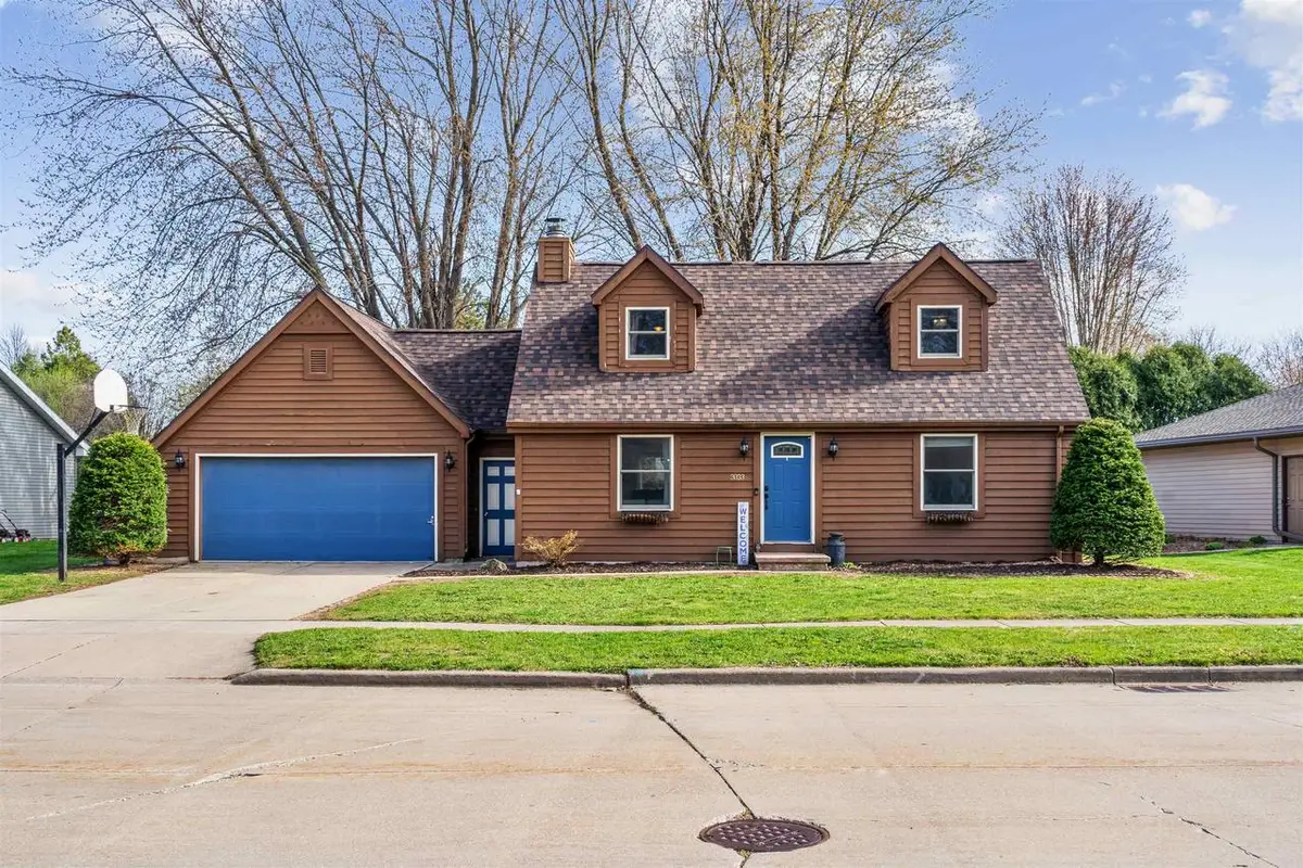 3033 E CANARY STREET, Appleton, WI 54915 - #1