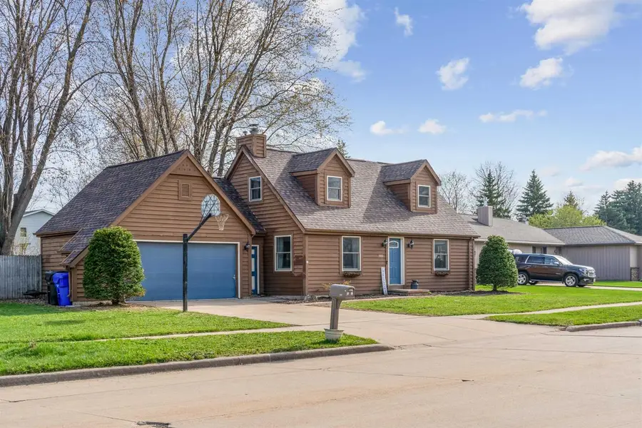 3033 E CANARY STREET, Appleton, WI 54915 - #3
