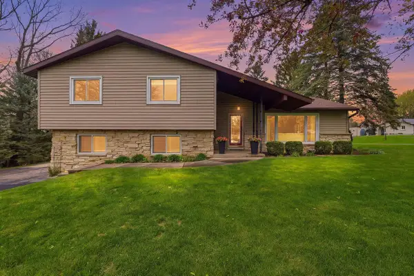 W13851 SKYLINE CIRCLE, Ripon, WI 54971