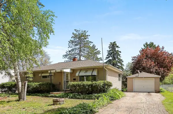 1652 BOLAND ROAD, Green Bay, WI 54303