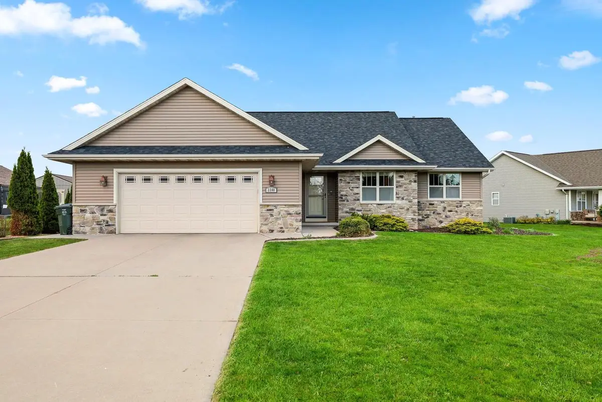 2288 GLEN MEADOWS CIRCLE, De Pere, WI 54115 - #1