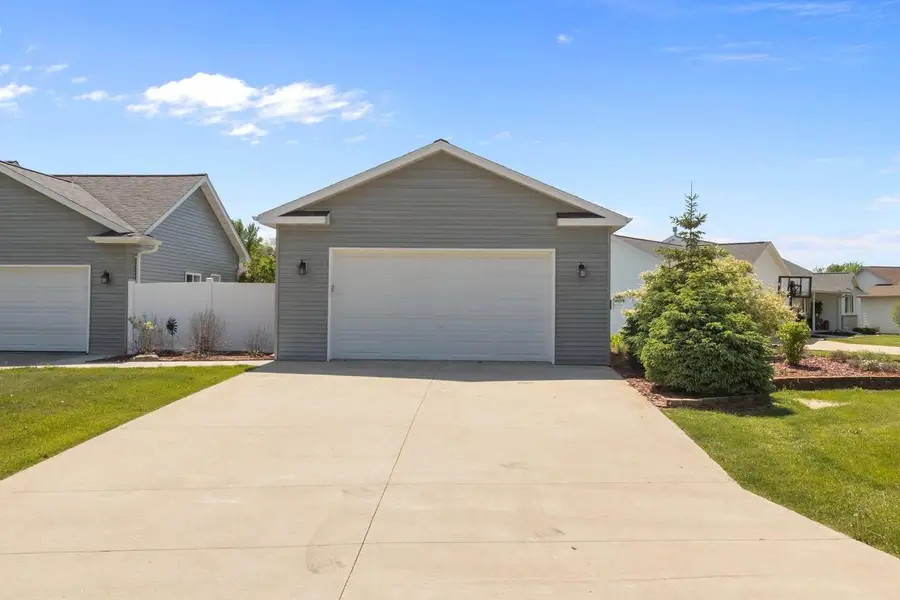 N1723 CHESAPEAKE COURT, Greenville, WI 54942 - #2