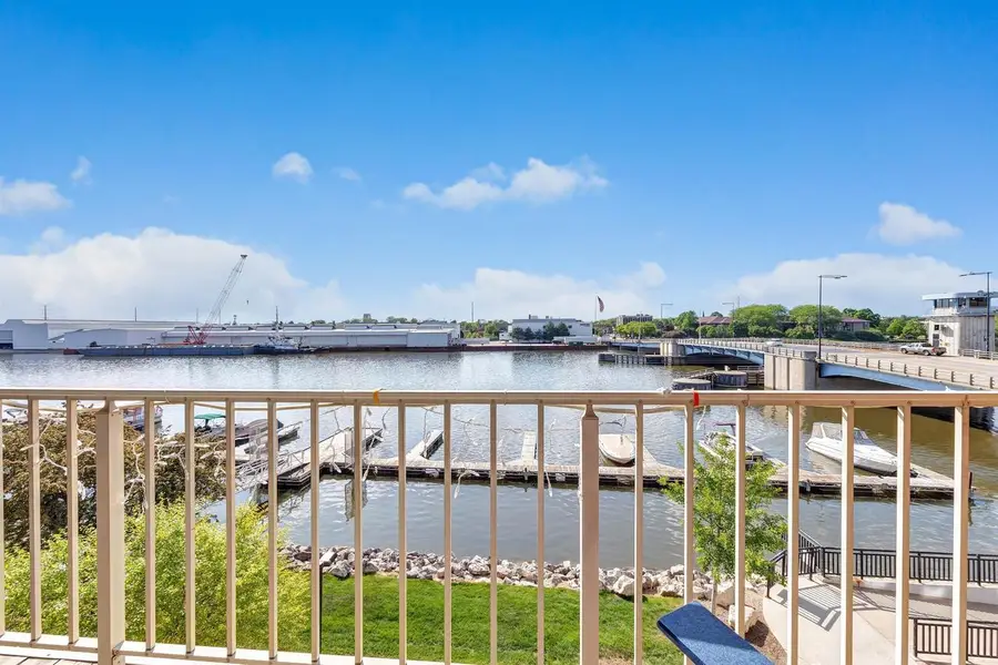 118 S WASHINGTON STREET  #B307, Green Bay, WI 54301 - #2