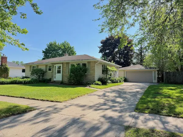 1112 TULLAR ROAD, Neenah, WI 54956