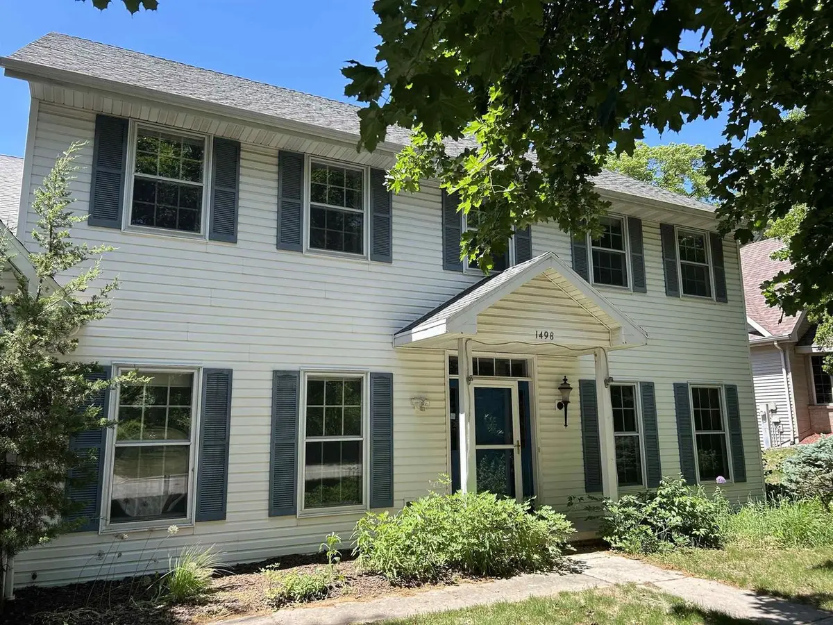 1498 PARKWAY DRIVE, Green Bay, WI 54304 - #1