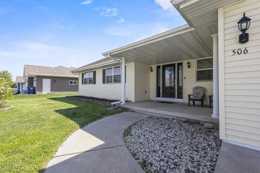 506 ROSEMARY COURT, Pulaski, WI 54162 - #2