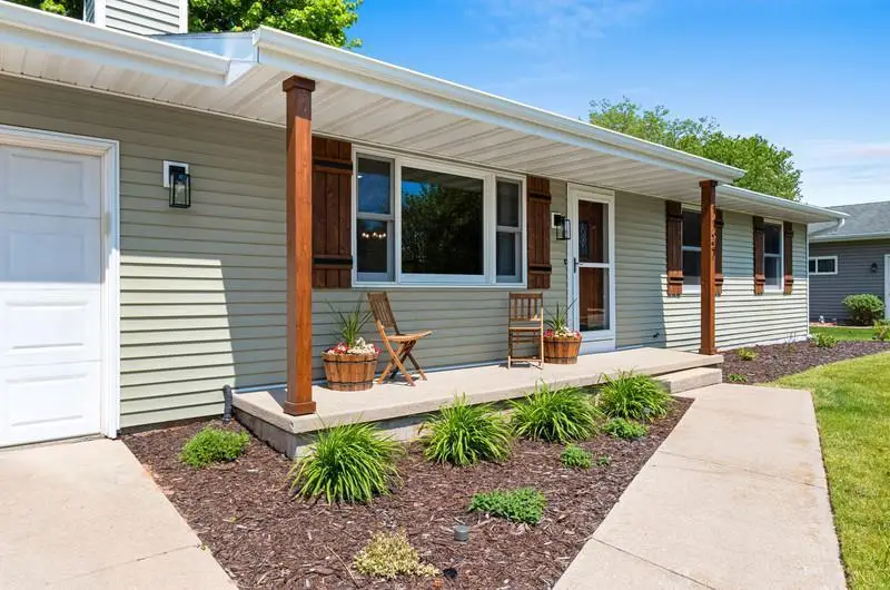 1127 TAYLOR STREET, Green Bay, WI 54303 - #2