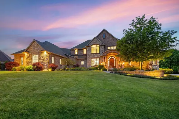 2828 E APPLE HILL BOULEVARD, Appleton, WI 54913