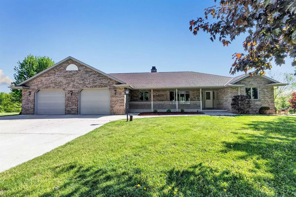 5813 NORTH AVENUE, Denmark, WI 54208 - #1