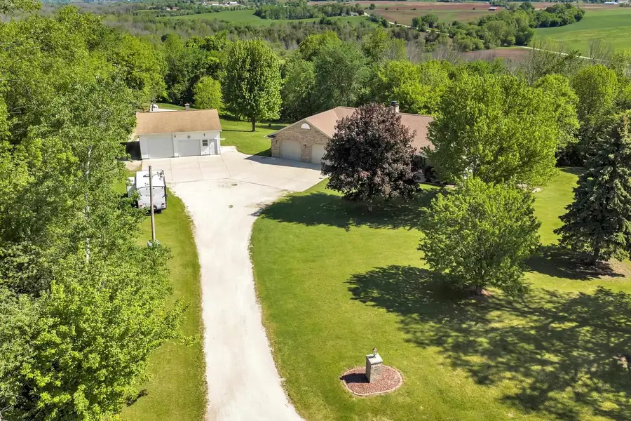 5813 NORTH AVENUE, Denmark, WI 54208 - #2
