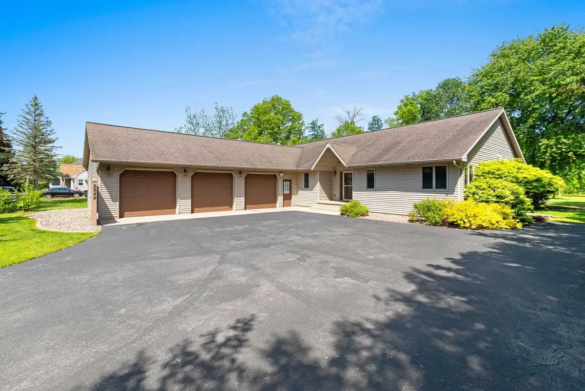 2949 PACKERLAND DRIVE, Green Bay, WI 54313 - #1