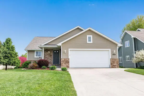 2924 NANDINA WAY, Green Bay, WI 54313