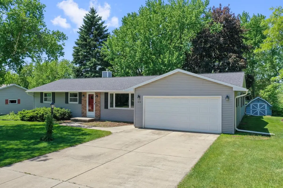 1616 GUNS STREET, Green Bay, WI 54311 - #1