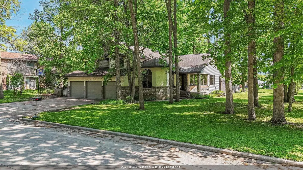 1711 E ROBIN WAY, Appleton, WI 54915 - #1
