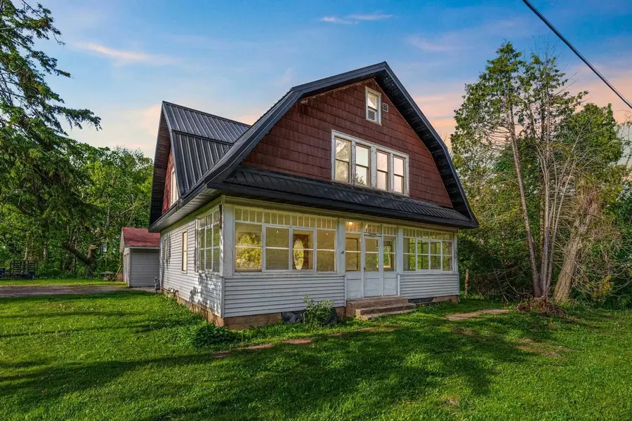 10462 E HIGHWAY 22, Gillett, WI 54124 - #2