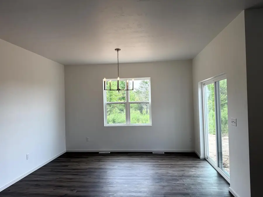 2107 GOLDEN GATE DRIVE, Appleton, WI 54913 - #3