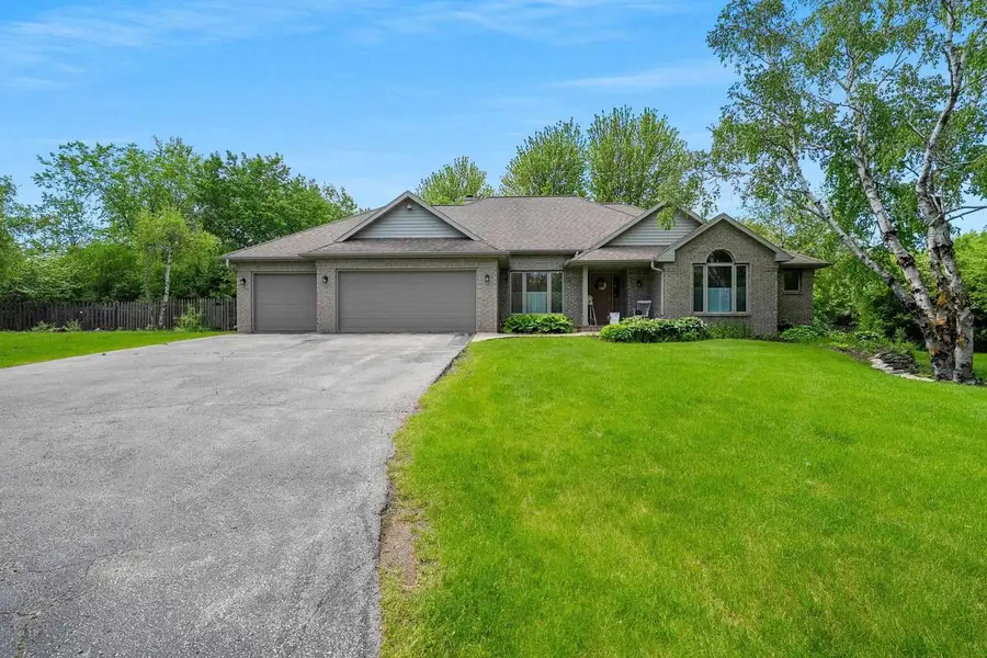 4410 FLAGSTONE COURT, De Pere, WI 54115 - #3