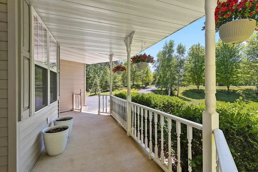 3154 HIGH COUNTRY COURT, Green Bay, WI 54313 - #3