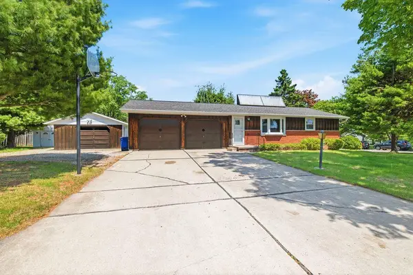 1532 NORTH ROAD, Green Bay, WI 54313