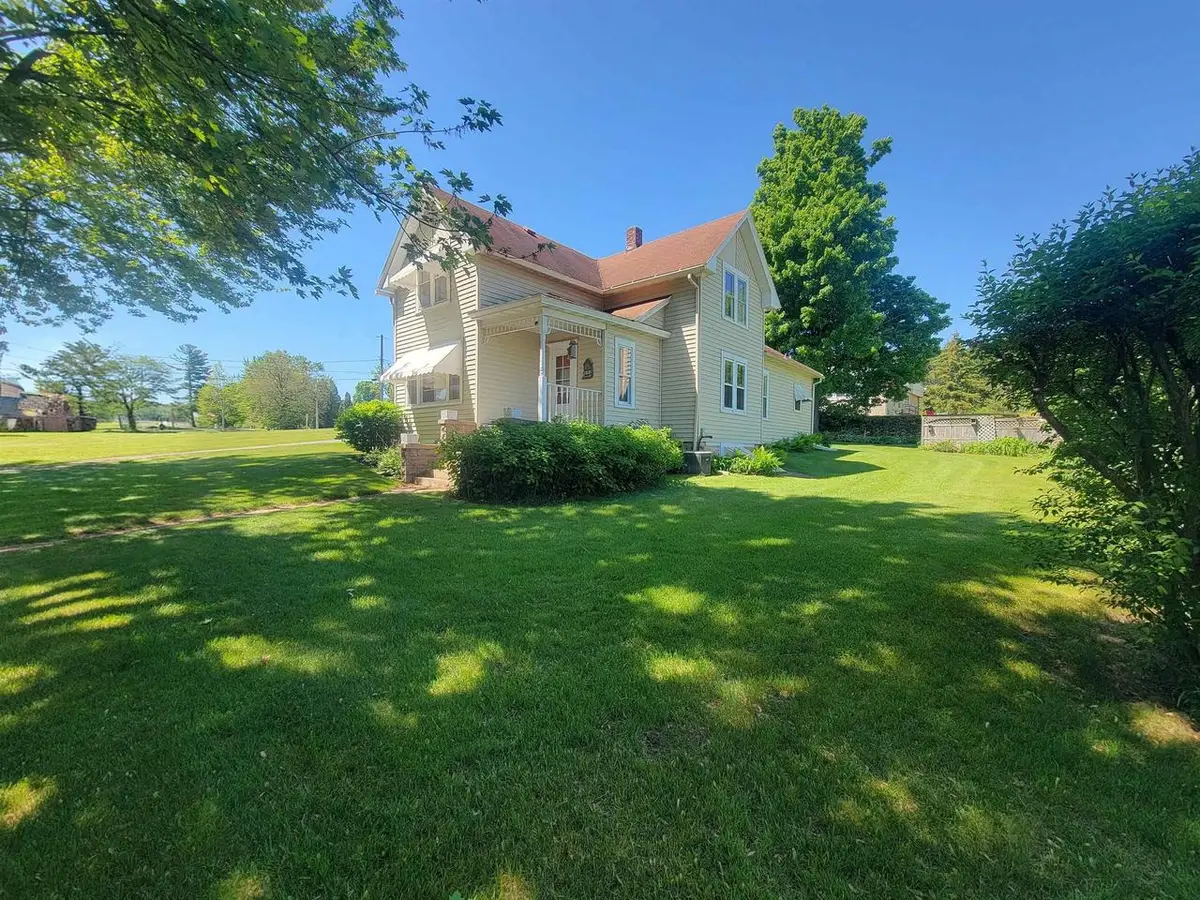 108 PEARL STREET, Bear Creek, WI 54922 - #1