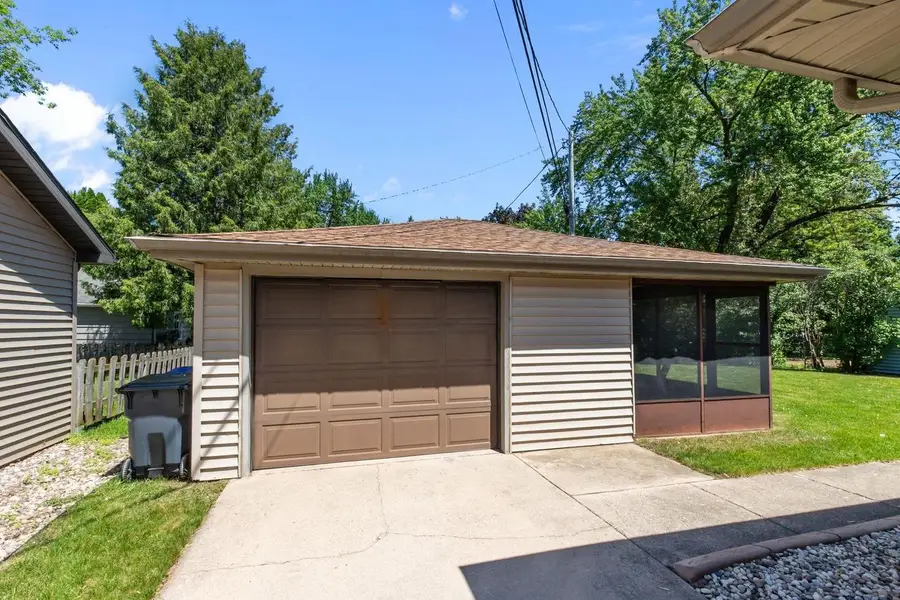 508 WINNEBAGO HEIGHTS, Neenah, WI 54956 - #3