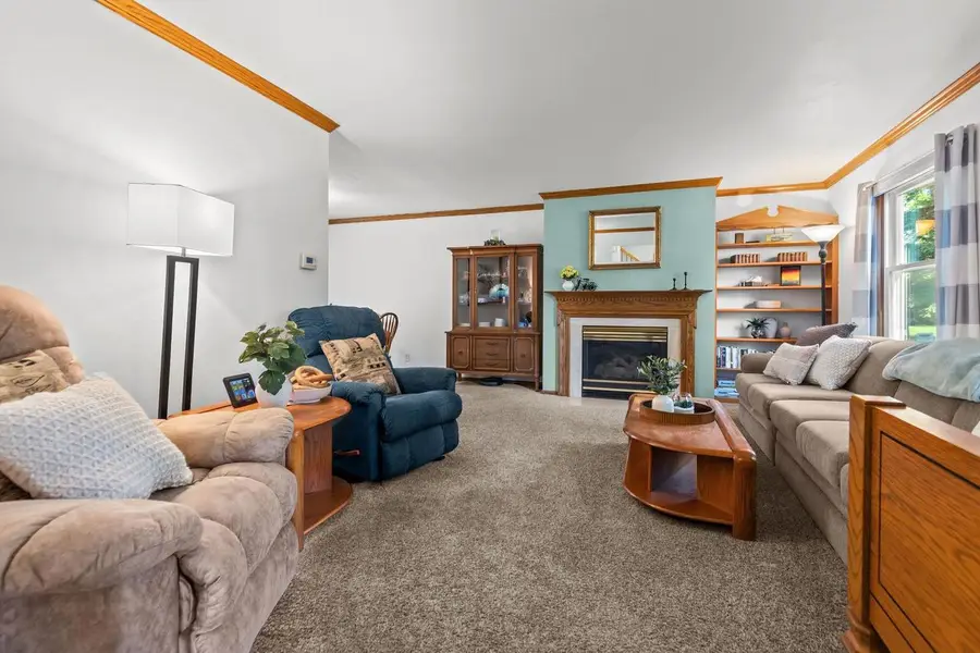 101 BRIAR DRIVE, Neenah, WI 54956 - #3