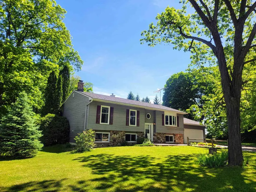 N4764 LARRY ROAD, New London, WI 54961 - #2