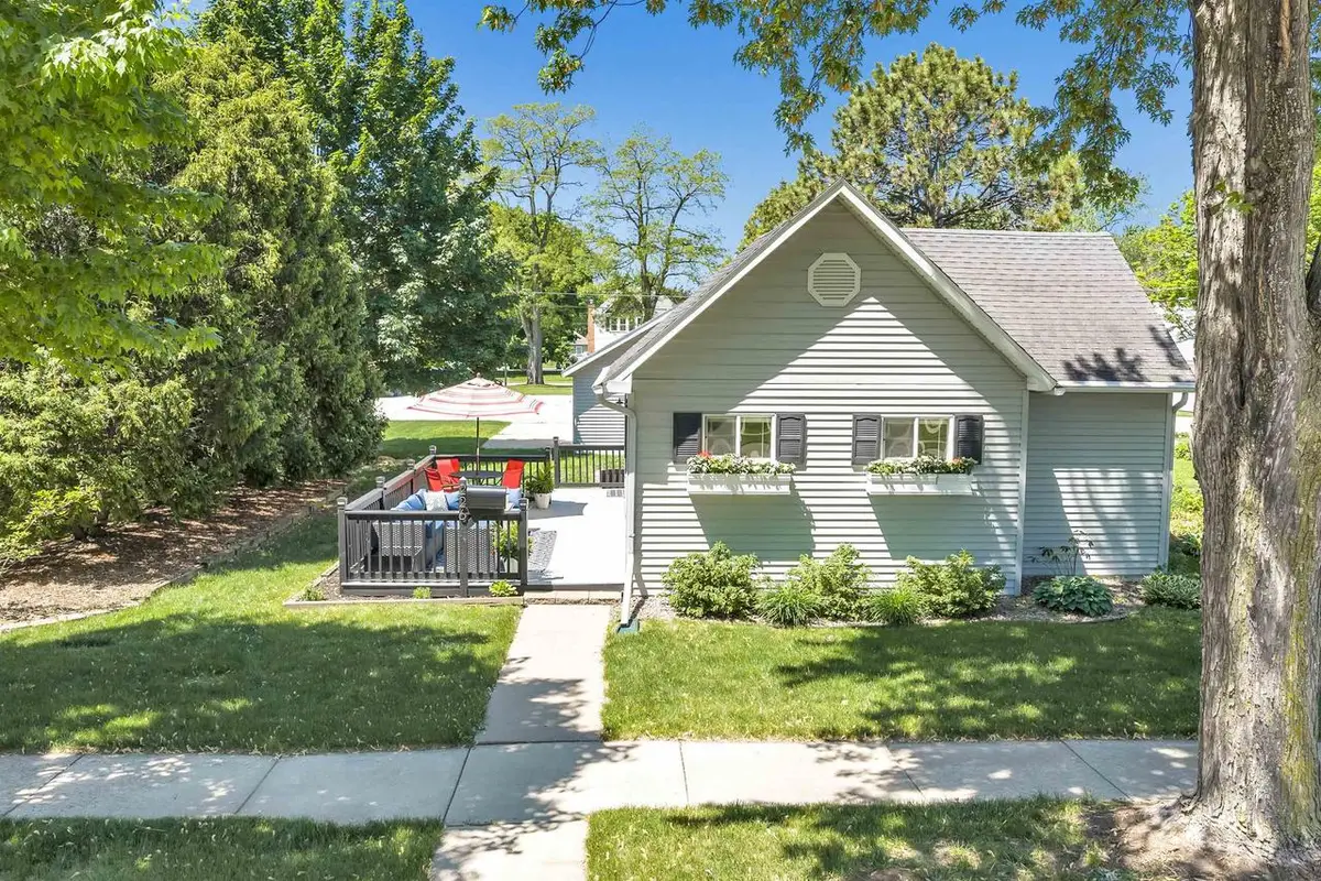 226 S ONTARIO STREET, De Pere, WI 54115 - #1