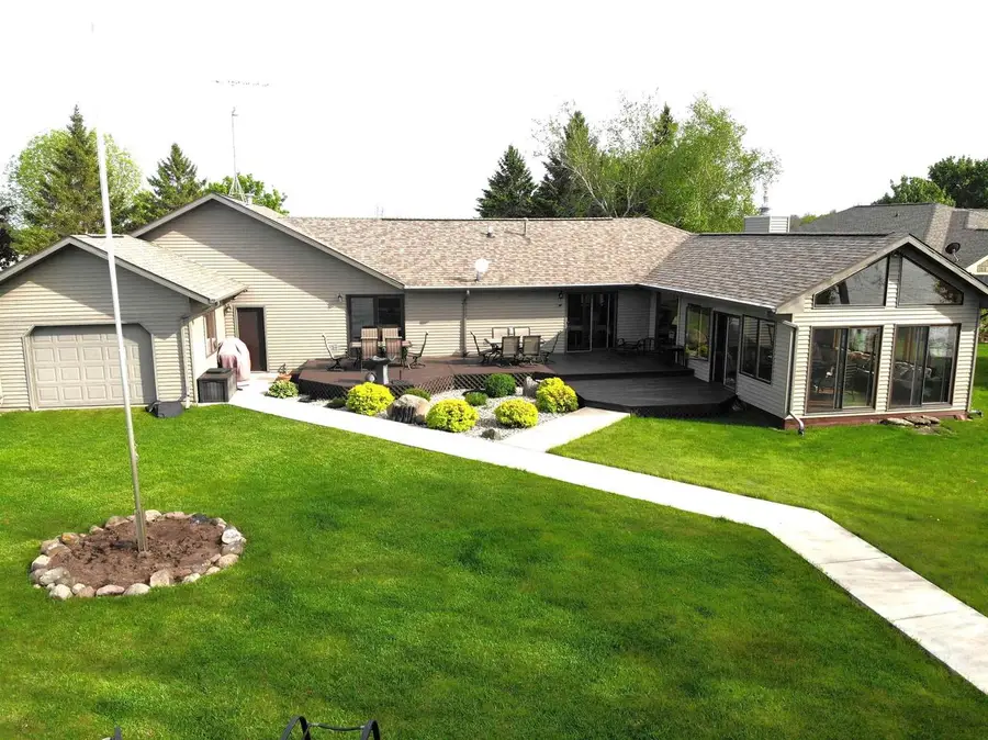 9512 LAURA LANE, Winneconne, WI 54986 - #3