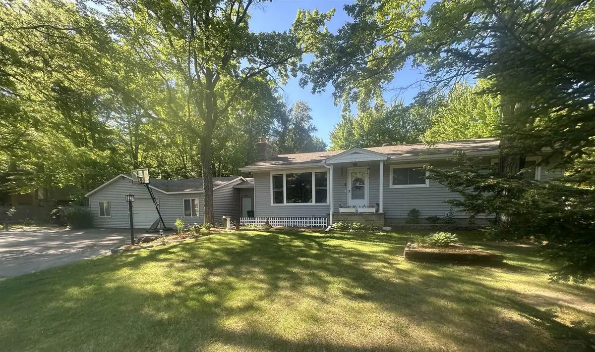W2585 COUNTY ROAD B, Marinette, WI 54143 - #1