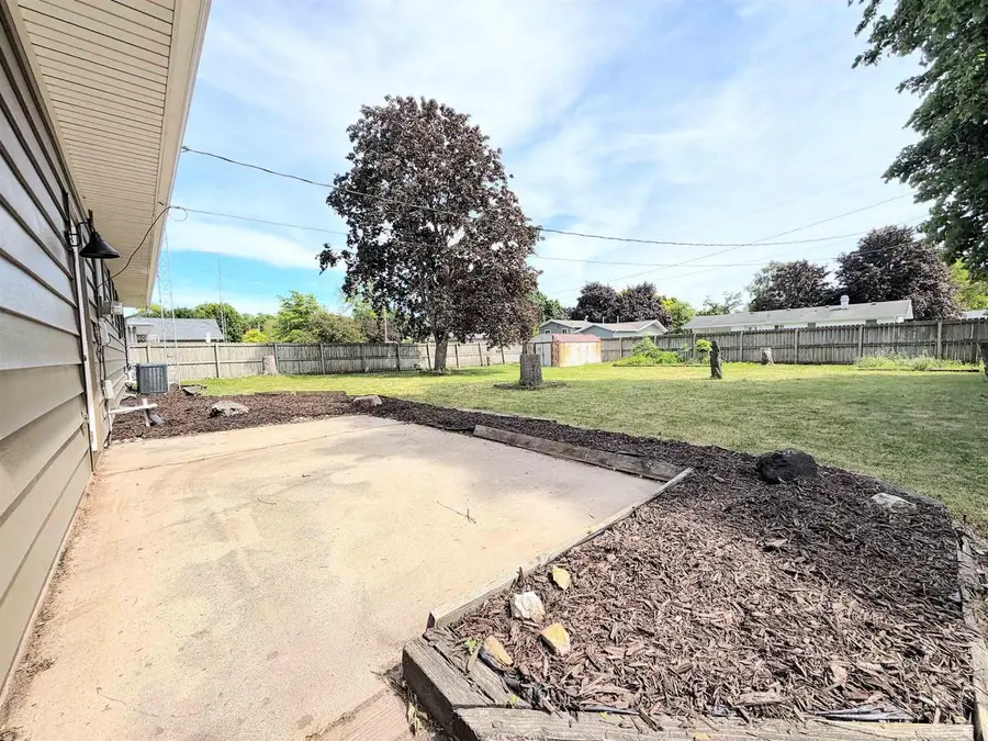 231 MARCOE STREET, North Fond Du Lac, WI 54937 - #3