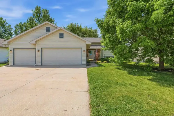 45 JACOB AVENUE, Oshkosh, WI 54902