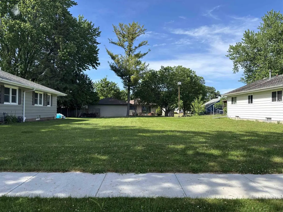 TYLER AVENUE, Oshkosh, WI 54902 - #1