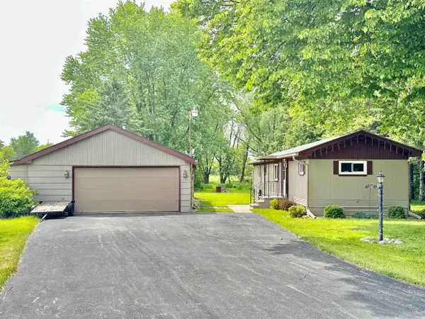 4631 MELODY LANE, Oshkosh, WI 54904