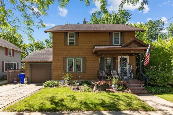 707 E BREWSTER STREET, Appleton, WI 54911