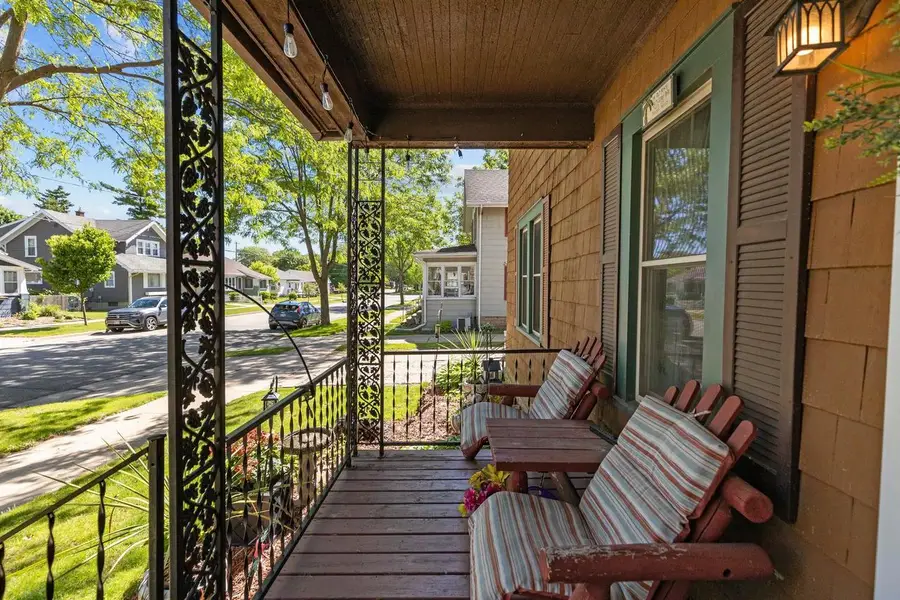 707 E BREWSTER STREET, Appleton, WI 54911 - #2